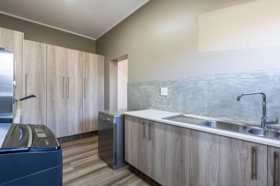 4 Bedroom Property for Sale in Monte Christo Western Cape